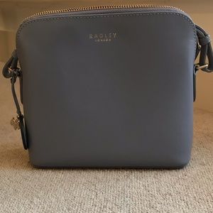 Radley Zip Top Crossbody Bag in Powder Blue